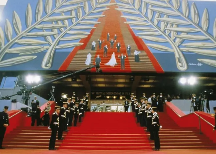 Croix Des Gardes Palais Plages Daire Cannes